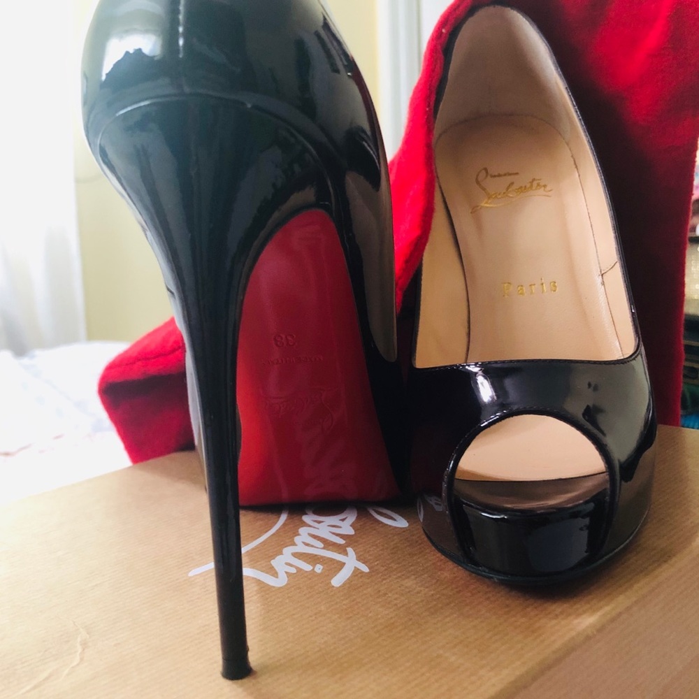 like new Louboutins new very prive stilettos